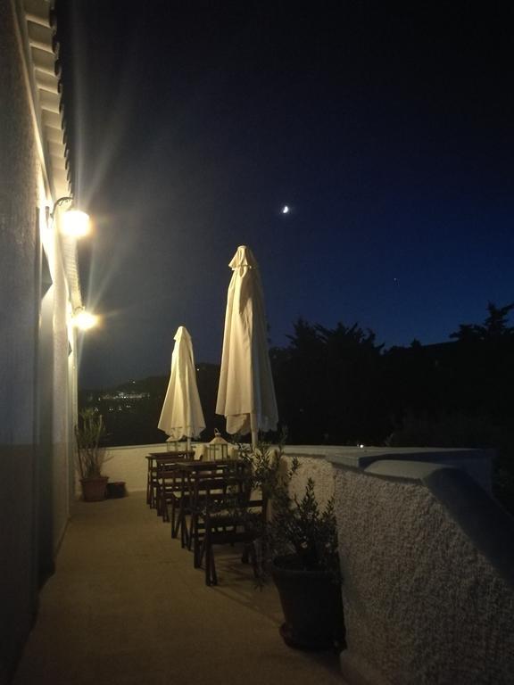Villa Metaxa Szpécesz Kültér fotó